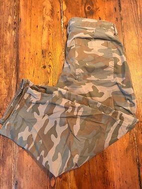 GAP Women’s Mid Rise Twill Barrel Pants 8P